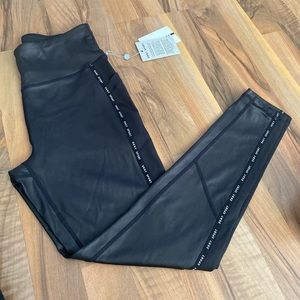 DKNY logo taping legging